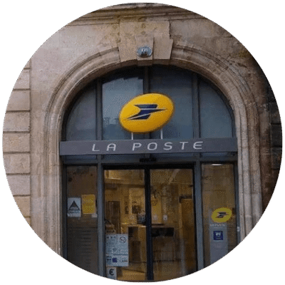 l'expédition sécurisée des yescards par la poste garantissant une livraison rapide et fiable.