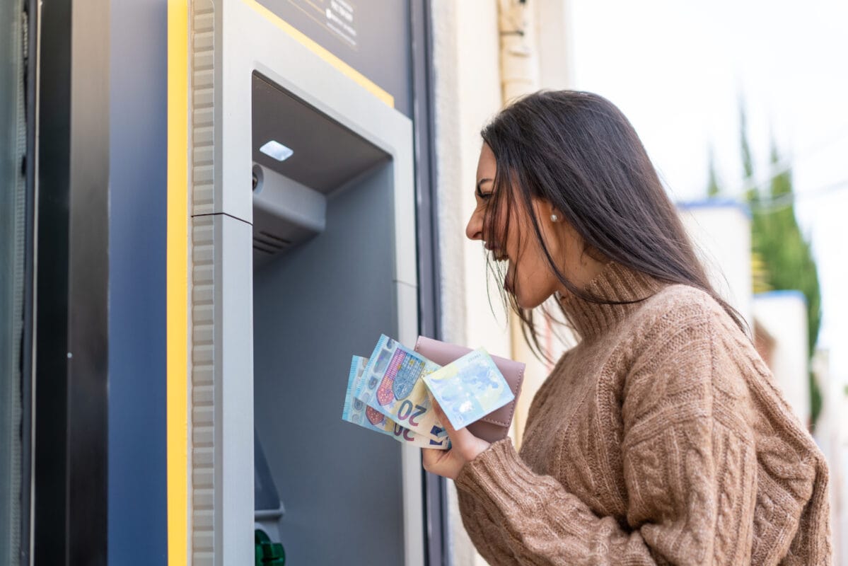 Retrait d’argent réussi avec une Yescard.