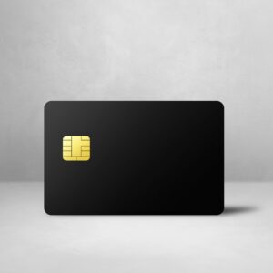 Yescard Black avec un plafond de 55 000€ et des retraits quotidiens de 2 000€, conçue pour vous aider à atteindre l'indépendance financière.